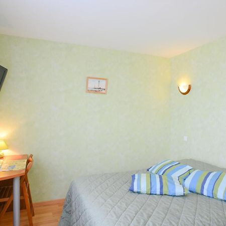 Au P'Tit Quinquin Hotel Le Val-Saint-Père Zewnętrze zdjęcie