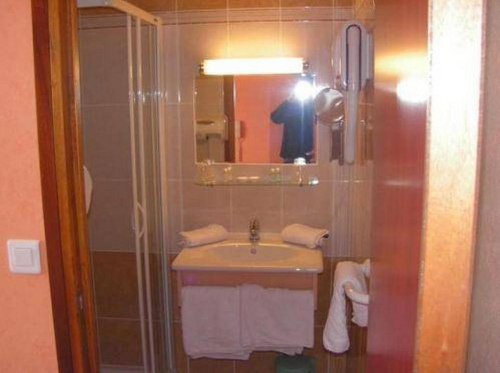 Au P'Tit Quinquin Hotel Le Val-Saint-Père Pokój zdjęcie