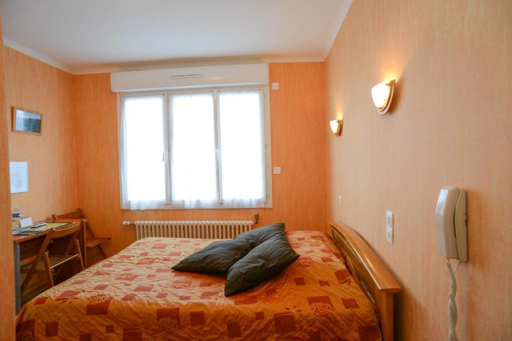 Au P'Tit Quinquin Hotel Le Val-Saint-Père Zewnętrze zdjęcie