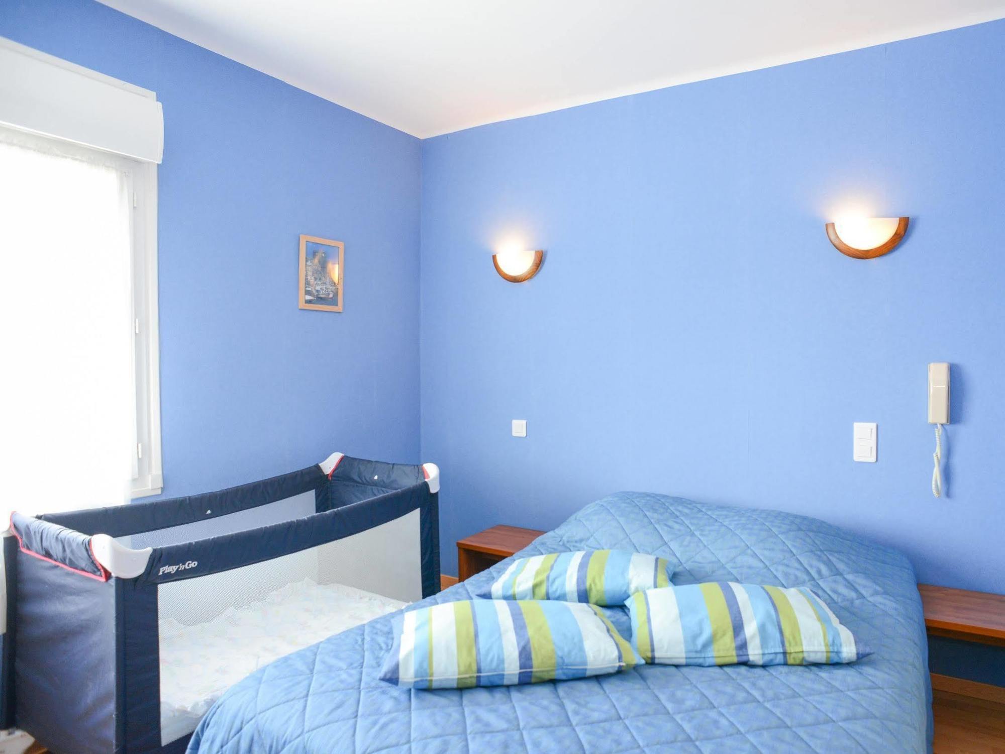 Au P'Tit Quinquin Hotel Le Val-Saint-Père Zewnętrze zdjęcie